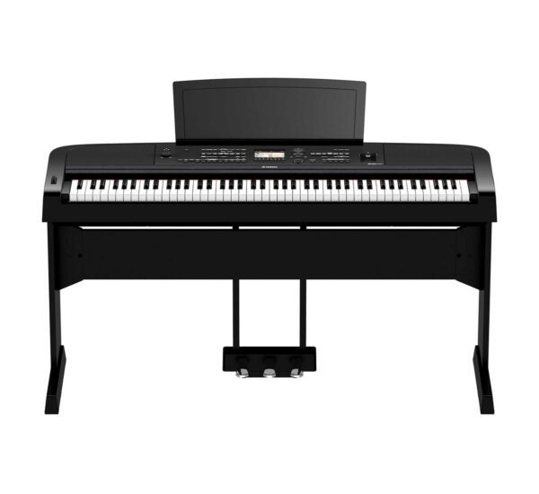 Yamaha DGX-670