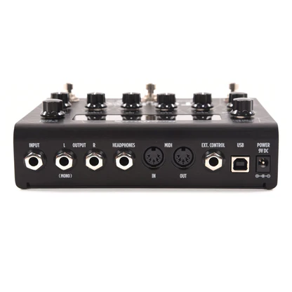 ChatGPT dijo: El pedal IK Multimedia TONEX ofrece modelado de tonos con IA, reproduciendo amplificadores y efectos con alta fidelidad. Incluye grabación USB y un diseño compacto y robusto.