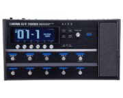 La BOSS GT-1000 es una pedalera de guitarra eléctrica de alta gama con modelado de amplificadores AIRD, efectos premium y procesamiento rápido para un sonido y rendimiento excepcionales.