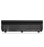 La MIDAS M32 Live es una consola digital de 40 canales con preamplificadores MIDAS, 25 buses de mezcla, pantalla táctil, 8 motores de efectos y grabación multipista en vivo a través de USB. Ideal para estudio y conciertos.