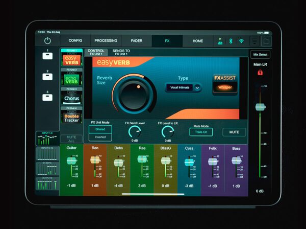 El Allen & Heath CQ-20B es un mezclador digital de 20 canales en formato rack, diseñado para control remoto mediante la app CQ MixPad. Ofrece 16 preamplificadores de alta calidad, efectos integrados, procesamiento automático de ganancia y mezcla, y una interfaz intuitiva.