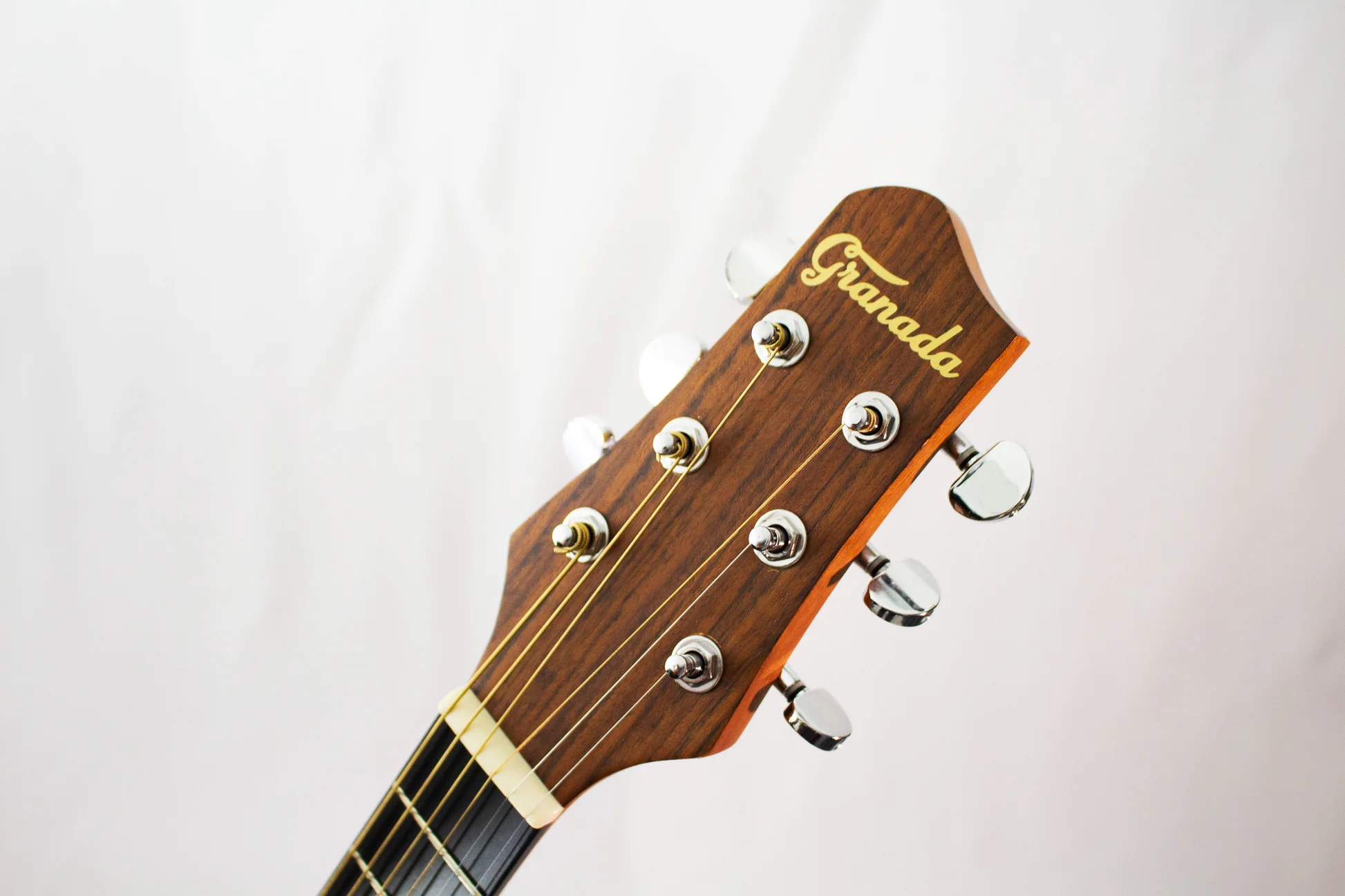 Granada Mountain Mini Walnut