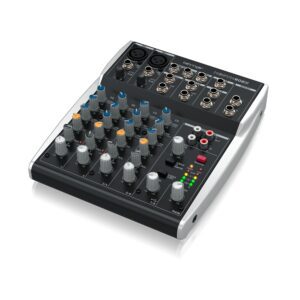 Mezclador Compacto para Streaming: 8 entradas analógicas con conexión USB estéreo integrada. Ideal para podcasting y transmisiones en vivo.